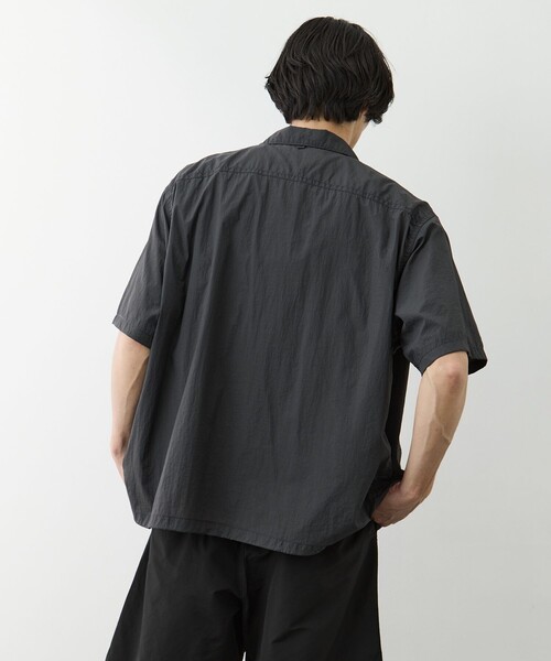 THE NORTH FACE PURPLE LABEL(ザ ノースフェイス パープルレーベル)の「【THE NORTH FACE Purple Label /ザ・ノース・フェイス パープルレーベル】Nylon Taffeta Field S/S Shirt(シャツ/ブラウス・メンズ・ベージュ/ブラック・M/L)」の5枚目の写真