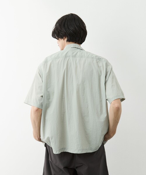 THE NORTH FACE PURPLE LABEL(ザ ノースフェイス パープルレーベル)の「【THE NORTH FACE Purple Label /ザ・ノース・フェイス パープルレーベル】Nylon Taffeta Field S/S Shirt(シャツ/ブラウス・メンズ・ベージュ/ブラック・M/L)」の14枚目の写真