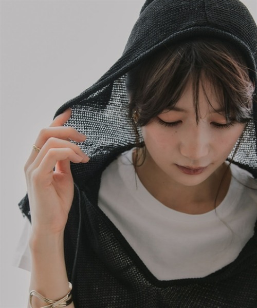 slattgir(スラットジール)の「高身長 ドライタッチニットフードトップス(トールサイズ)Essenave(ニット/セーター・レディース・ブラック/ベージュ・TM/TL/TLL/T3L)」の9枚目の写真
