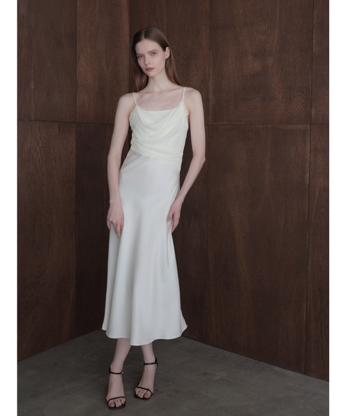 celon（セロン）の「minimalist pleated long dress（ワンピース・レディース・アイボリー・FREE）」の13枚目の写真
