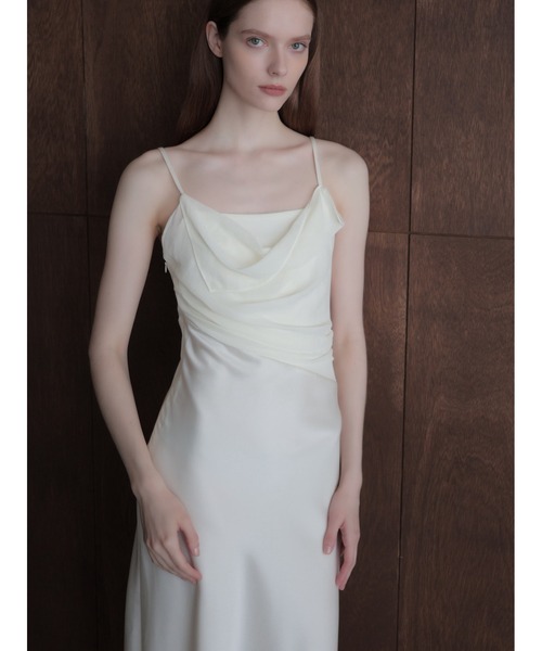 celon（セロン）の「minimalist pleated long dress（ワンピース・レディース・アイボリー・FREE）」の8枚目の写真