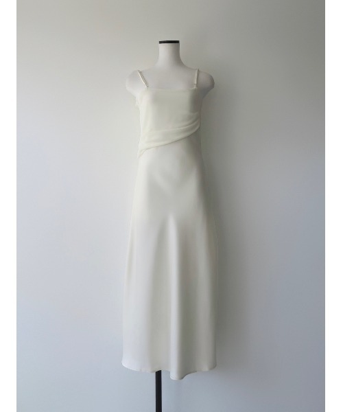 celon（セロン）の「minimalist pleated long dress（ワンピース・レディース・アイボリー・FREE）」の6枚目の写真
