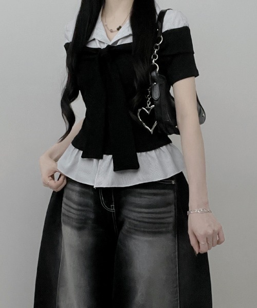 Emilie(エミリー)の「ストライプシャツドッキング オフショルダー風 半袖トップス(シャツ/ブラウス・レディース・グレー/ブラック・FREE)」の17枚目の写真