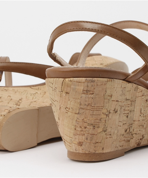 PELLICO（ペリーコ）の「【PELLICO SUNNY】表革コルクウェッジ（サンダル・レディース・ライトブラウン・36/37/38/35）」の8枚目の写真