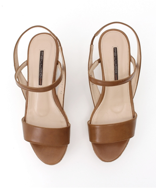 PELLICO（ペリーコ）の「【PELLICO SUNNY】表革コルクウェッジ（サンダル・レディース・ライトブラウン・36/37/38/35）」の10枚目の写真