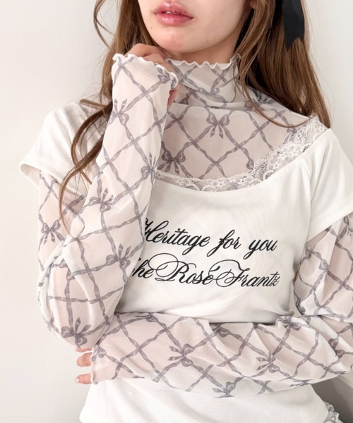 Loueme(ルエム)の「リボンシアーハイネックトップス(Tシャツ/カットソー・レディース・ブルー/ブラック/ピンク・FREE)」の2枚目の写真