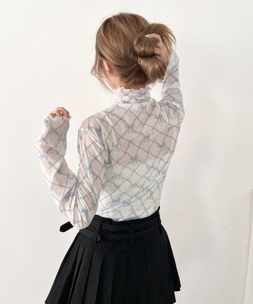 Loueme(ルエム)の「リボンシアーハイネックトップス(Tシャツ/カットソー・レディース・ブルー/ブラック/ピンク・FREE)」の22枚目の写真