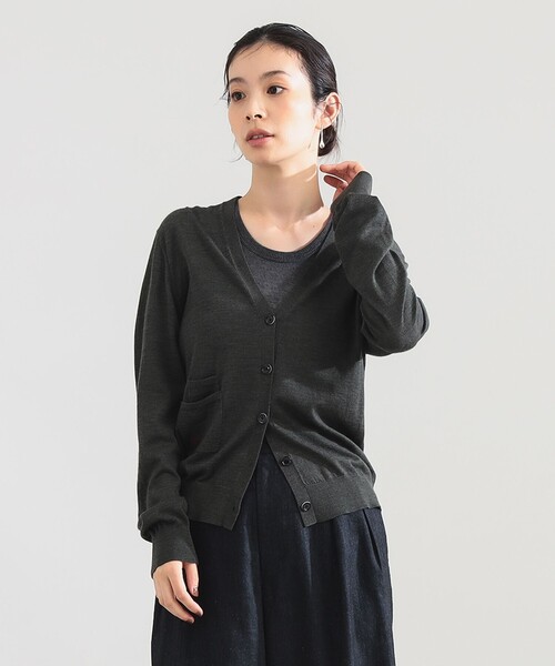 Demi-Luxe BEAMS(デミルクス ビームス)の「AK+1 / 16ゲージ Vネック カーディガン(ニット/セーター・レディース・グリーン系その他5/ブラウン・ONE SIZE)」の6枚目の写真