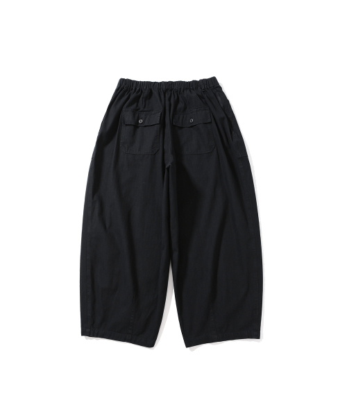 ANGLAN（アングラン）の「Herringbone Fatigue Balloon Pants - Black（その他パンツ・メンズ・その他・1/2）」の2枚目の写真