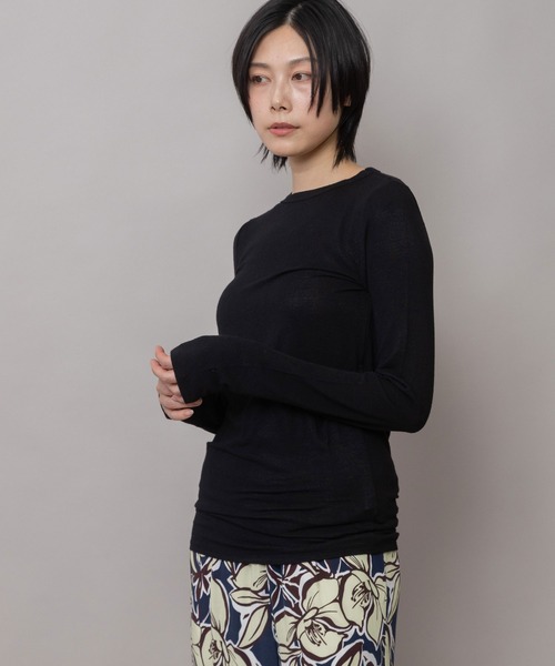Munich(ミューニック)の「アンゴラウールガーゼストレッチジャージ クルーネックプルオーバー(Tシャツ/カットソー・レディース・ホワイト/ブラック/レッド/グレー・FREE)」の3枚目の写真