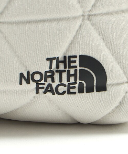 THE NORTH FACE（ザノースフェイス）の「【WEB限定】＜THE NORTH FACE＞ジオフェイスポーチ（2L）（ショルダーバッグ・レディース・オフホワイト/ブラック・FREE）」の12枚目の写真
