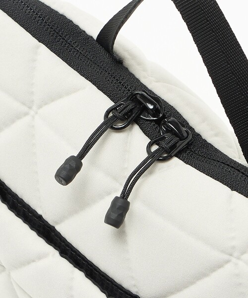 THE NORTH FACE（ザノースフェイス）の「【WEB限定】＜THE NORTH FACE＞ジオフェイスポーチ（2L）（ショルダーバッグ・レディース・オフホワイト/ブラック・FREE）」の13枚目の写真