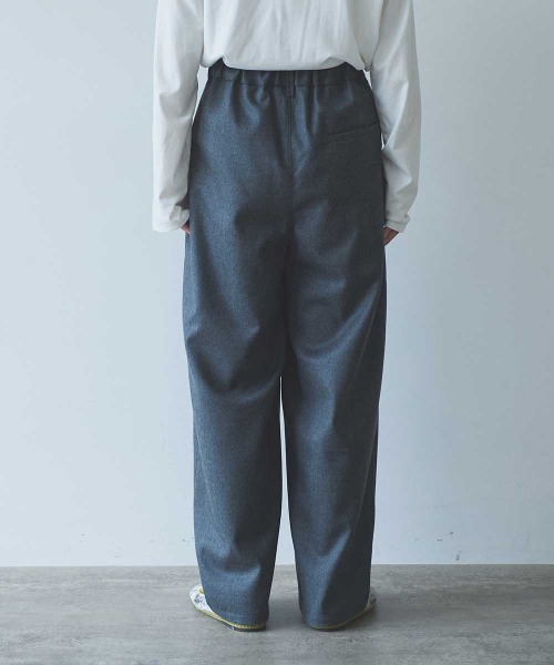 yuni(ユニ )の「washable wool back gum straight pants(その他パンツ・レディース・グレー・S/M)」の10枚目の写真