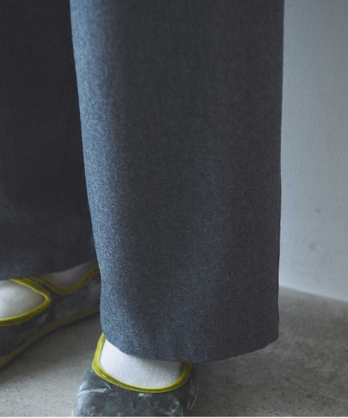 yuni(ユニ )の「washable wool back gum straight pants(その他パンツ・レディース・グレー・S/M)」の14枚目の写真