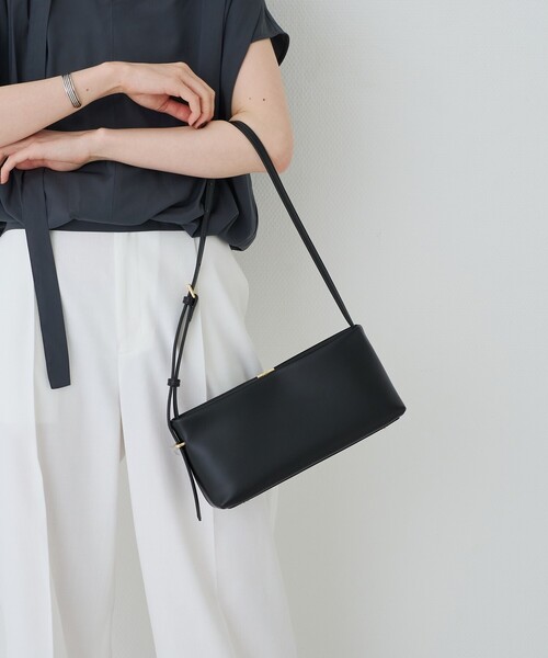 PUNTI.(プンティ)の「【PUNTI. / プンティ】レザーワンショルダーバッグ PORTRAIT-ONE SHLD(ショルダーバッグ・レディース・ブラック/モカ・フリー)」の3枚目の写真