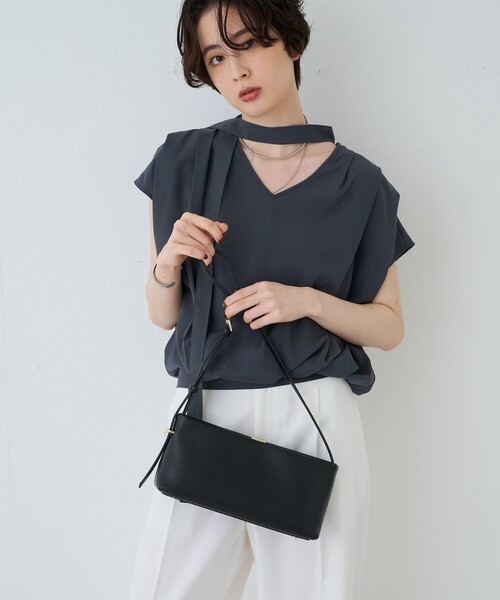PUNTI.(プンティ)の「【PUNTI. / プンティ】レザーワンショルダーバッグ PORTRAIT-ONE SHLD(ショルダーバッグ・レディース・ブラック/モカ・フリー)」の4枚目の写真