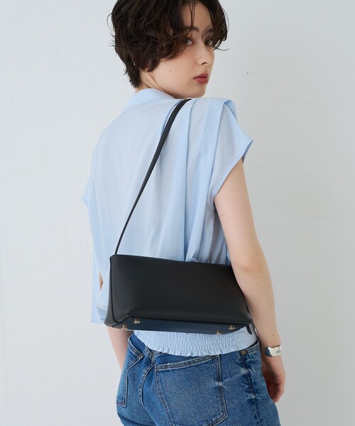 PUNTI.(プンティ)の「【PUNTI. / プンティ】レザーワンショルダーバッグ PORTRAIT-ONE SHLD(ショルダーバッグ・レディース・ブラック/モカ・フリー)」の5枚目の写真