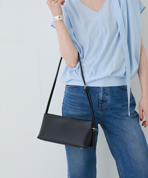 PUNTI.(プンティ)の「【PUNTI. / プンティ】レザーワンショルダーバッグ PORTRAIT-ONE SHLD(ショルダーバッグ・レディース・ブラック/モカ・フリー)」の6枚目の写真