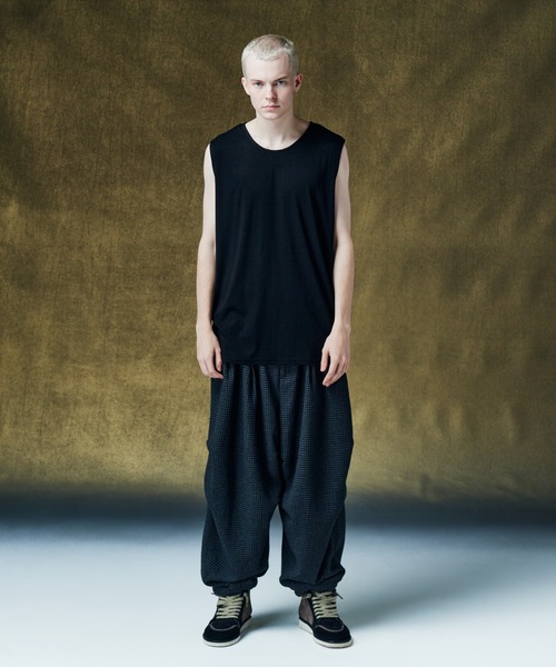 glamb(グラム)の「Drape Tank Top / ドレープタンクトップ(タンクトップ・メンズ・グレー/ブラック・L/S/M)」の6枚目の写真
