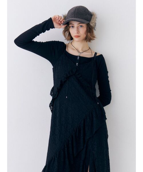 Ungrid(アングリッド)の「リングドットオフショルトップス(Tシャツ/カットソー・レディース・ブラウン/オフホワイト/ブラック・FREE)」の5枚目の写真