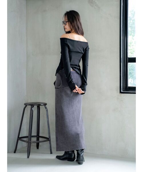 Ungrid(アングリッド)の「リングドットオフショルトップス(Tシャツ/カットソー・レディース・ブラウン/オフホワイト/ブラック・FREE)」の10枚目の写真