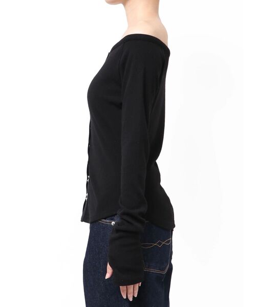 Ungrid(アングリッド)の「リングドットオフショルトップス(Tシャツ/カットソー・レディース・ブラウン/オフホワイト/ブラック・FREE)」の21枚目の写真