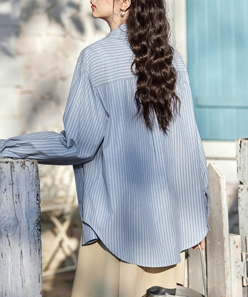 ONEP STAR(ワンピスター)の「オーバーサイズストライプ長袖シャツ(シャツ/ブラウス・レディース・ストライプ・MEDIUM/LARGE/X-LARGE)」の9枚目の写真