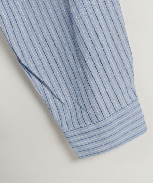 ONEP STAR(ワンピスター)の「オーバーサイズストライプ長袖シャツ(シャツ/ブラウス・レディース・ストライプ・MEDIUM/LARGE/X-LARGE)」の12枚目の写真