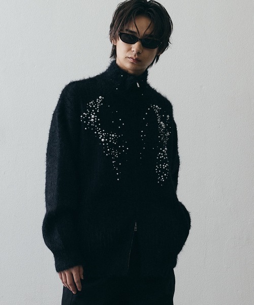 Shoowtime(ショウタイム)の「Pearl Double-Zip Cropped High-Neck Knit / パールモチーフダブルジップクロップドハイネックニット(ニット/セーター・メンズ・ブラック・X-LARGE/LARGE/MEDIUM)」の4枚目の写真
