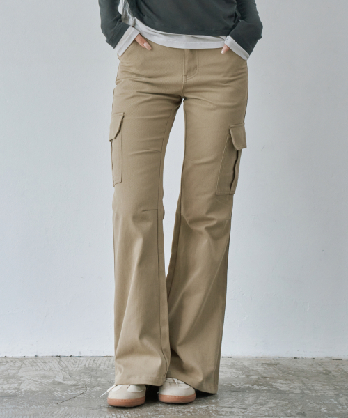 WAARFORWOMAN（ワール・フォー・ウーマン）の「W1154 Dリングカーゴブーツカットパンツ_ベージュ（その他パンツ・レディース・その他・SMALL/MEDIUM/LARGE）」の9枚目の写真