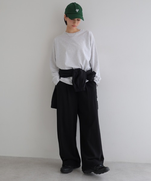 ANME(アンメ)の「ベーシック長袖Tシャツ(Tシャツ/カットソー・レディース・オフホワイト/オートミール・L/M)」の10枚目の写真