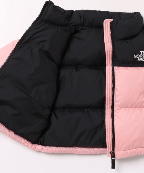 THE NORTH FACE（ザノースフェイス）の「G Short Nuptse Jacket NDG92632（ダウンジャケット/コート・キッズ・ピンク/オフホワイト・140/160/130/150）」の4枚目の写真
