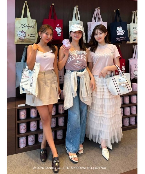 Her lip to（ハーリップトゥー）の「HLT x Hello Kitty Embroidered Camisole（キャミソール・レディース・ローズ・S/M）」の3枚目の写真
