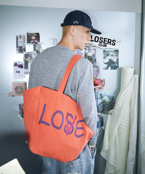 LOSERS CLUB（ルーザーズクラブ）の「LSC ロゴ ホットフィックス ラブ エコバッグ オレンジ（ショルダーバッグ・レディース・その他・F）」の5枚目の写真