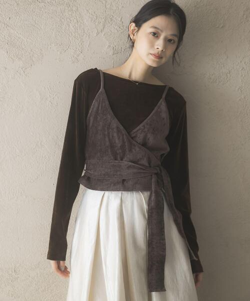 URBAN RESEARCH ROSSO WOMEN(アーバンリサーチ ロッソ)の「シアーベロアバックシームカットソー(Tシャツ/カットソー・レディース・チャコールグレー/ブルー系その他/オフホワイト/ブラウン・FREE)」の3枚目の写真
