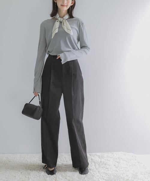 URBAN RESEARCH ROSSO WOMEN(アーバンリサーチ ロッソ)の「シアーベロアバックシームカットソー(Tシャツ/カットソー・レディース・チャコールグレー/ブルー系その他/オフホワイト/ブラウン・FREE)」の16枚目の写真