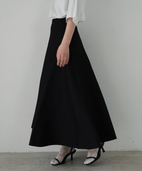 Cla STEllaR(クラステラ)の「きれいめ ニットフレアスカート ロング ブラック(スカート・レディース・ブラック・X-SMALL/SMALL/MEDIUM)」の1枚目の写真