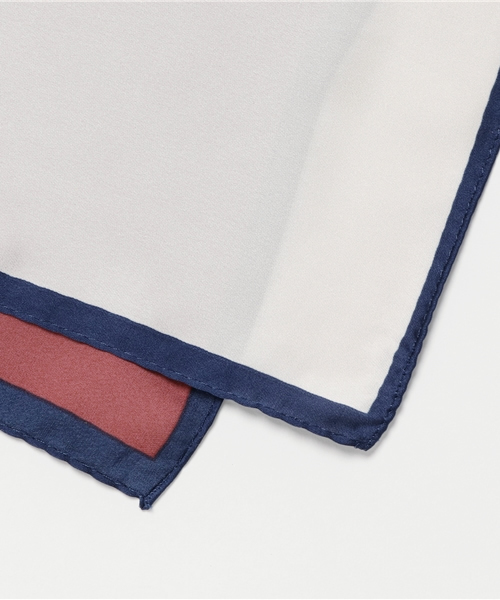 LBC（エルビーシー）の「カラーブロックスカーフ               （バンダナ/スカーフ・レディース・オリーブ/ワインレッド・ONE SIZE）」の4枚目の写真