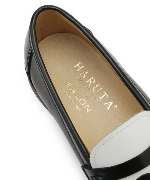 SALON adam et rope'（サロン アダム エ ロペ）の「【SALON X HARUTA 】LOAFER（パンプス・レディース・ブラック×ホワイト/ブラック/ホワイト・24.0cm/24.5㎝/23.5㎝/23.0cm）」の7枚目の写真