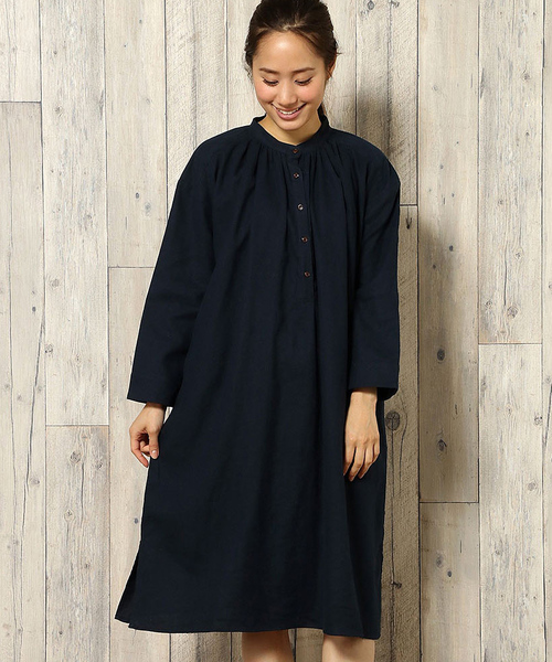 LBC（エルビーシー）の「ラミー起毛スタンドワンピース   （ワンピース・レディース・オレンジ/ネイビー/ブラック・MEDIUM）」の3枚目の写真