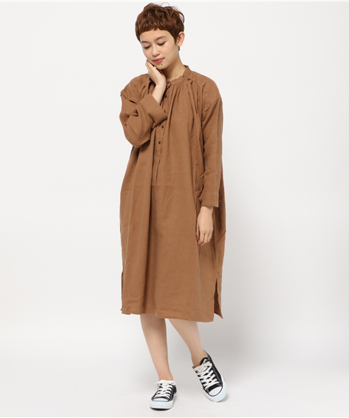 LBC（エルビーシー）の「ラミー起毛スタンドワンピース   （ワンピース・レディース・オレンジ/ネイビー/ブラック・MEDIUM）」の17枚目の写真