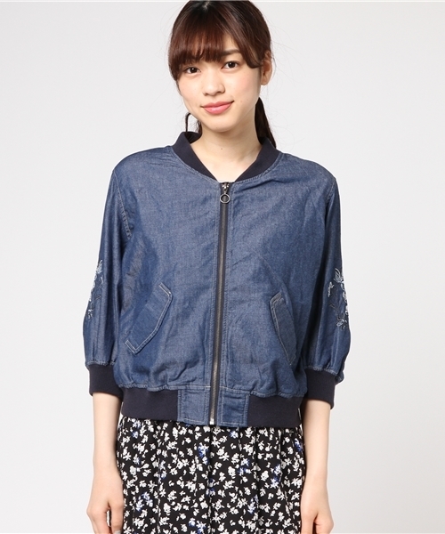 VENCEEXCHANGE（ヴァンスエクスチェンジ）の「袖刺繍デニムブルゾン （ブルゾン・レディース・ブルー/ネイビー・MEDIUM）」の3枚目の写真