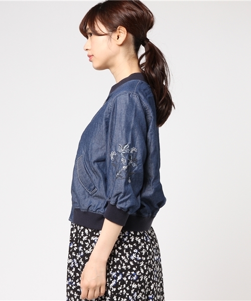 VENCEEXCHANGE（ヴァンスエクスチェンジ）の「袖刺繍デニムブルゾン （ブルゾン・レディース・ブルー/ネイビー・MEDIUM）」の4枚目の写真