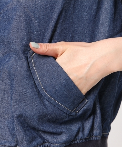 VENCEEXCHANGE（ヴァンスエクスチェンジ）の「袖刺繍デニムブルゾン （ブルゾン・レディース・ブルー/ネイビー・MEDIUM）」の8枚目の写真