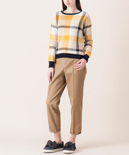 BLUE LABEL CRESTBRIDGE（ブルーレーベルクレストブリッジ）の「センタープレス　チノパンツ（その他パンツ・レディース・ベージュ・38/36）」の11枚目の写真