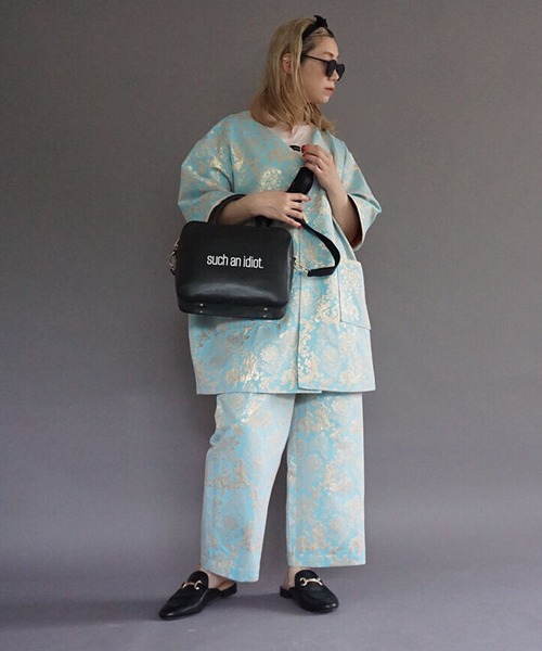 intoxic.(イントキシック)の「intoxic イントキシック 【RESONATES】new leather line " idiot" イディオット(ショルダーバッグ・レディース・ブラック/ホワイト・FREE)」の17枚目の写真