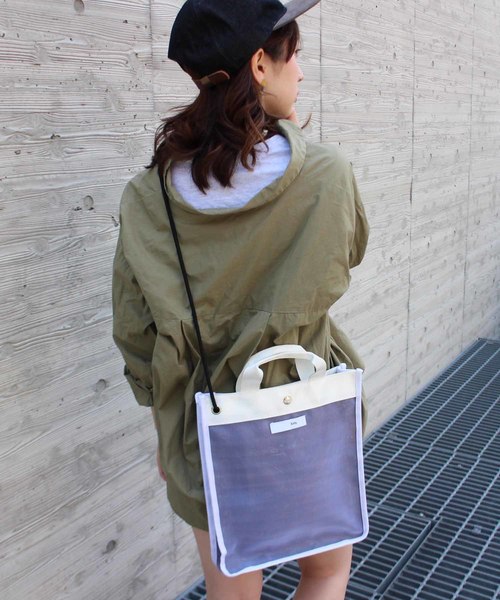 Sinfu（シンフ）の「【SINFU/ シンフ】メッシュ×ビニール 2WAY トートバッグ（トートバッグ・レディース・ホワイト/ブラック/ブラウン・FREE）」の6枚目の写真