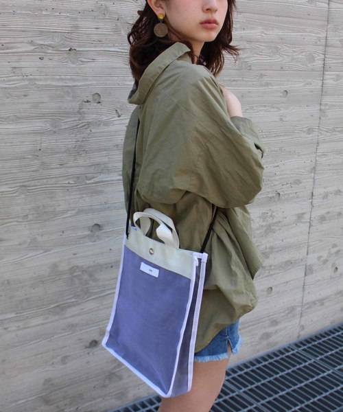 Sinfu（シンフ）の「【SINFU/ シンフ】メッシュ×ビニール 2WAY トートバッグ（トートバッグ・レディース・ホワイト/ブラック/ブラウン・FREE）」の4枚目の写真