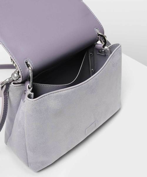 CHARLES & KEITH(チャールズ & キース)の「ボウディテールハンドバッグ / Bow Detail Handbag(ハンドバッグ・レディース・ダークグリーン/マスタード/プラム/ライトブルーグレー・M)」の8枚目の写真