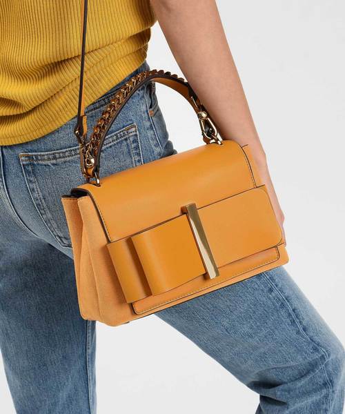 CHARLES & KEITH(チャールズ & キース)の「ボウディテールハンドバッグ / Bow Detail Handbag(ハンドバッグ・レディース・ダークグリーン/マスタード/プラム/ライトブルーグレー・M)」の20枚目の写真